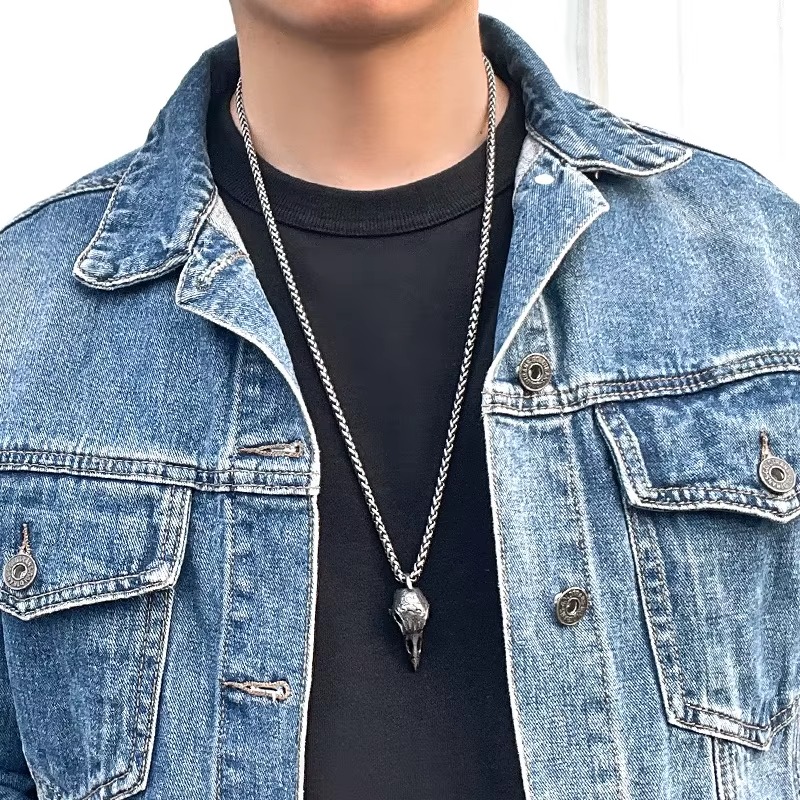 Raven skull necklace