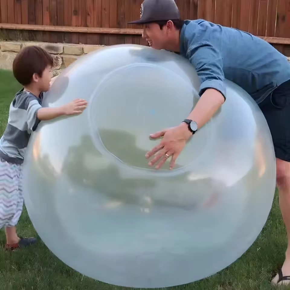 Inflatable water ball