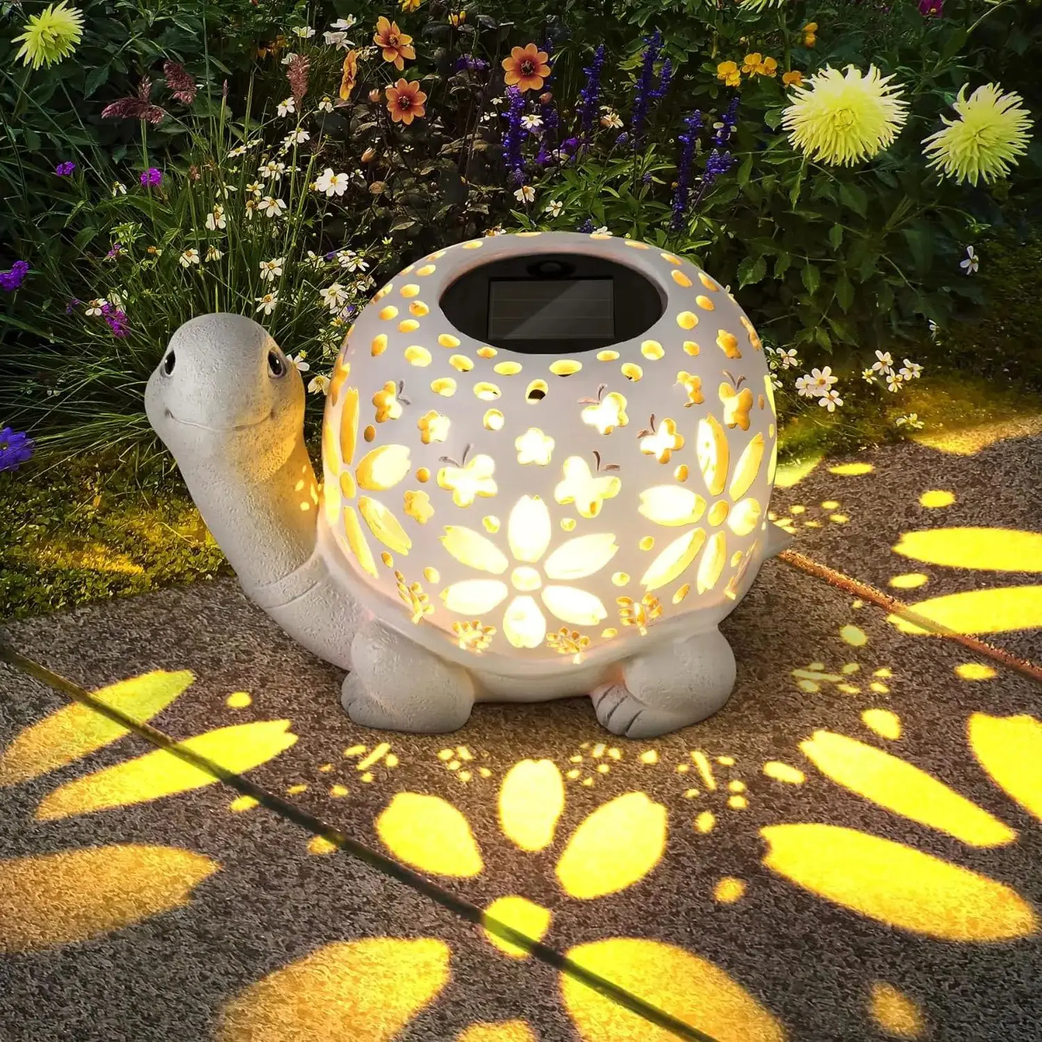 Solar turtle light