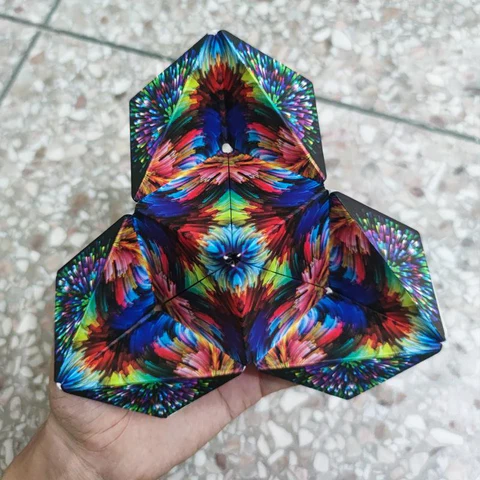 Magic cube