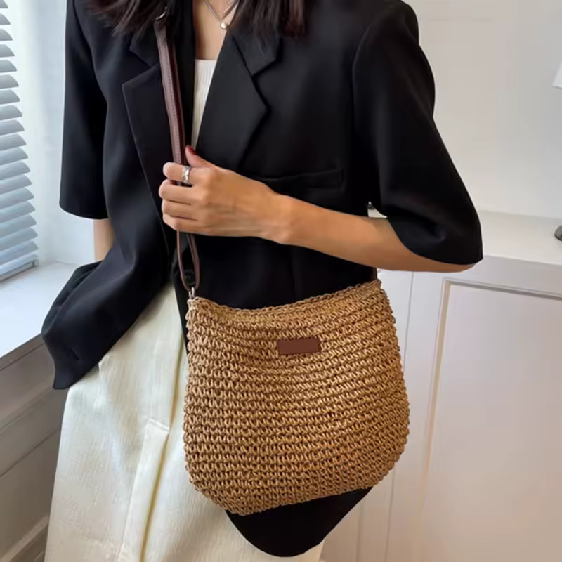 Woven crossbody handbag