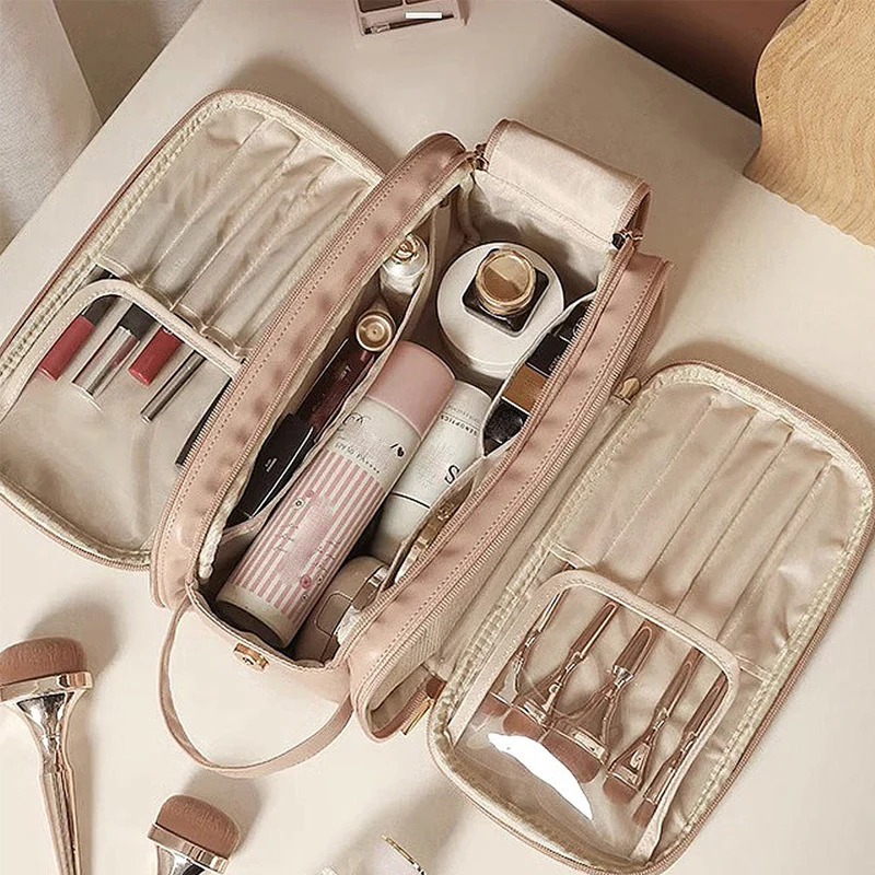 Cosmetic bag