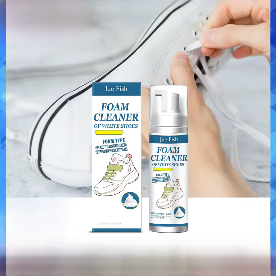 Portable foam shoe cleaner